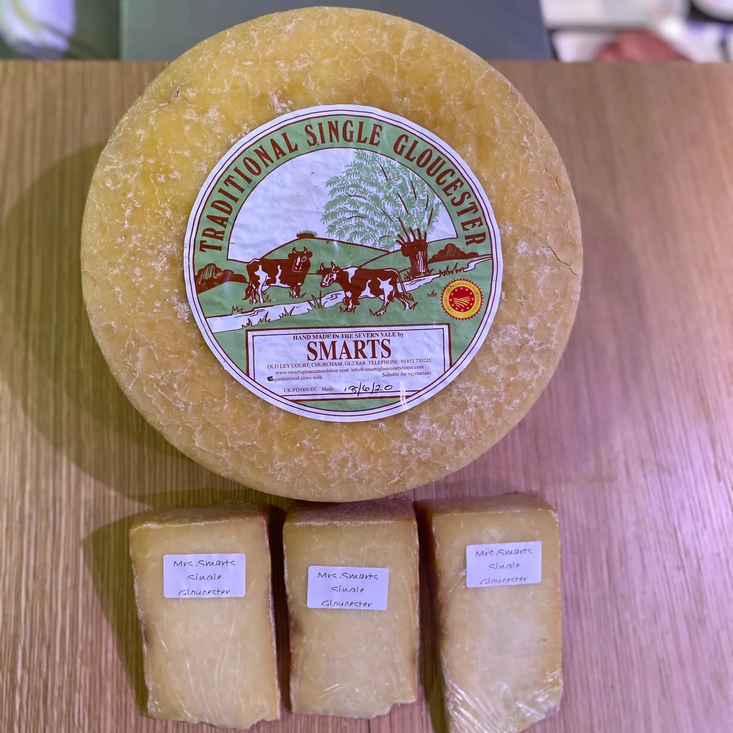 Mrs Smarts Single Gloucester Cheese Farmhouse Deli