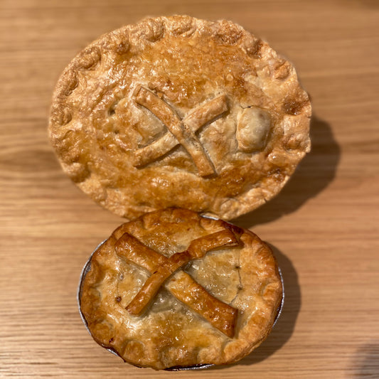Homemade Steak & Stilton Pie - Farmhouse Deli