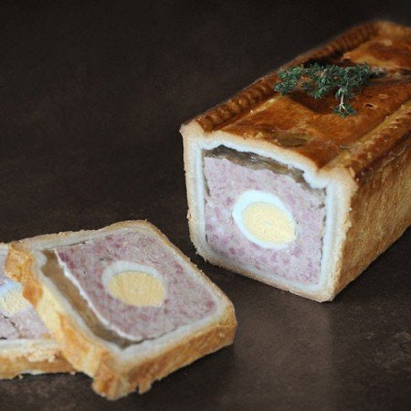 Gala pie (pork pie with egg)